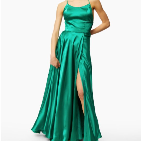 Laura Open Back Dress - Picture 1 of 3